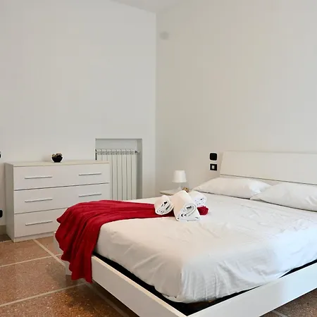 Apartment 2- Starlight Flat Pisa